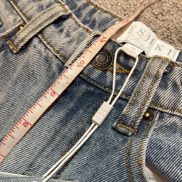 NWT Meshki Kira Raw Hem Longline Boyfriend Shorts - Picture 6 of 7